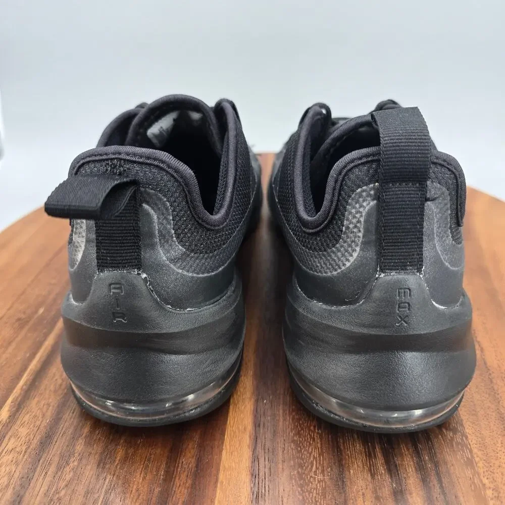 Nike Air Max Axis Shoes Youth Boys 6Y Black Lace Up Low Top Athletic Sneakers